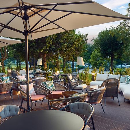 Hilton Sofia Hotel Kültér fotó